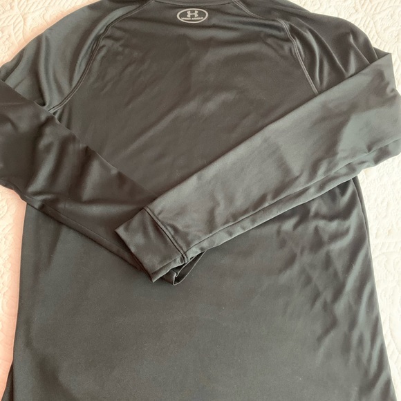 Under Armour Pullover - Picture 5 of 5